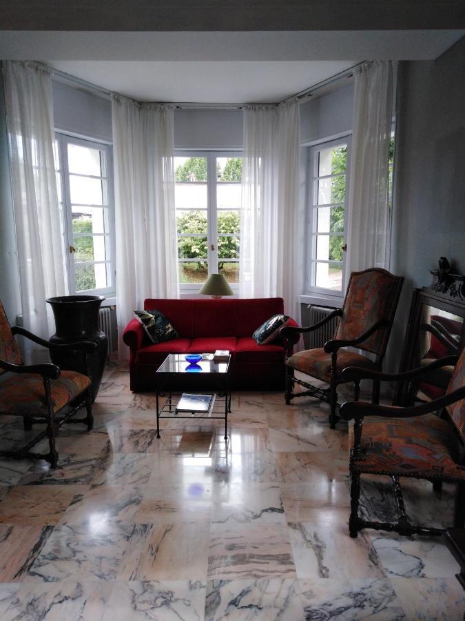 La Maison Basque Sainte-Livrade-sur-Lot Esterno foto