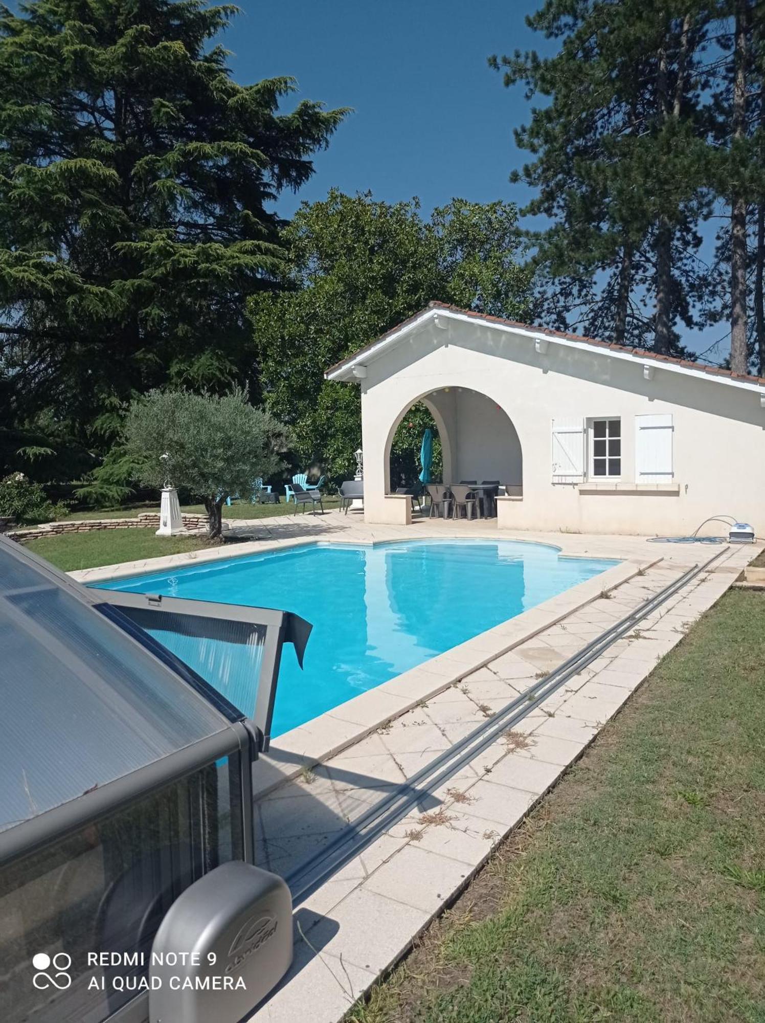 La Maison Basque Sainte-Livrade-sur-Lot Esterno foto